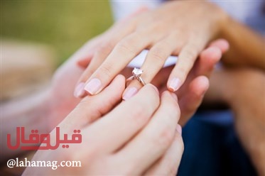 مواطن سعودي ذهب مع زوجته  ليخطب لابنه... فتزوّج بدلاً منه!!