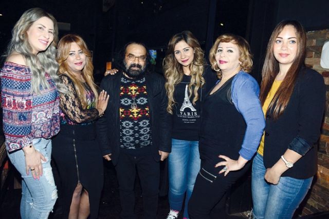 أبو الليف وضيفاته
