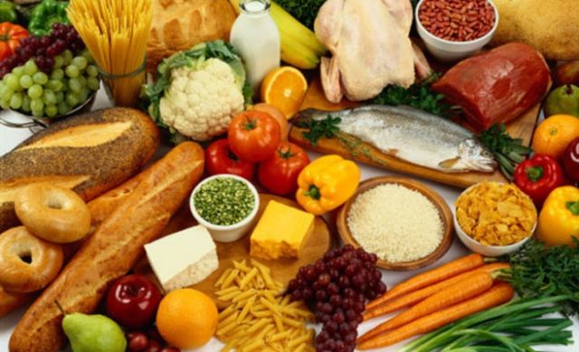 6 أسباب تجعلك في حالة جوع دائمة.. تجنبوها!