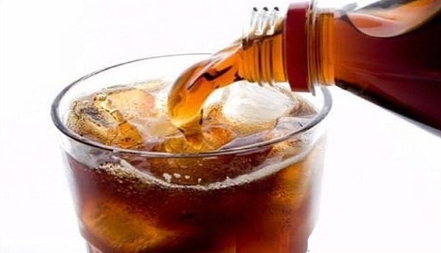 نصيحة اليوم: تجنبي المشروبات الغازية الخاصة للحمية!