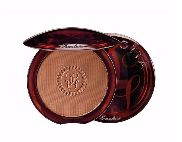 Guerlain Terracotta Bronzing Powder Natural and Long-Lasting Tan in Moyen Brunettes no.05