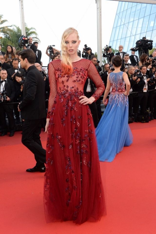 Tatiana Dziahileva' in GEORGES HOBEIKA Tatiana Dziahileva' in GEORGES HOBEIKA