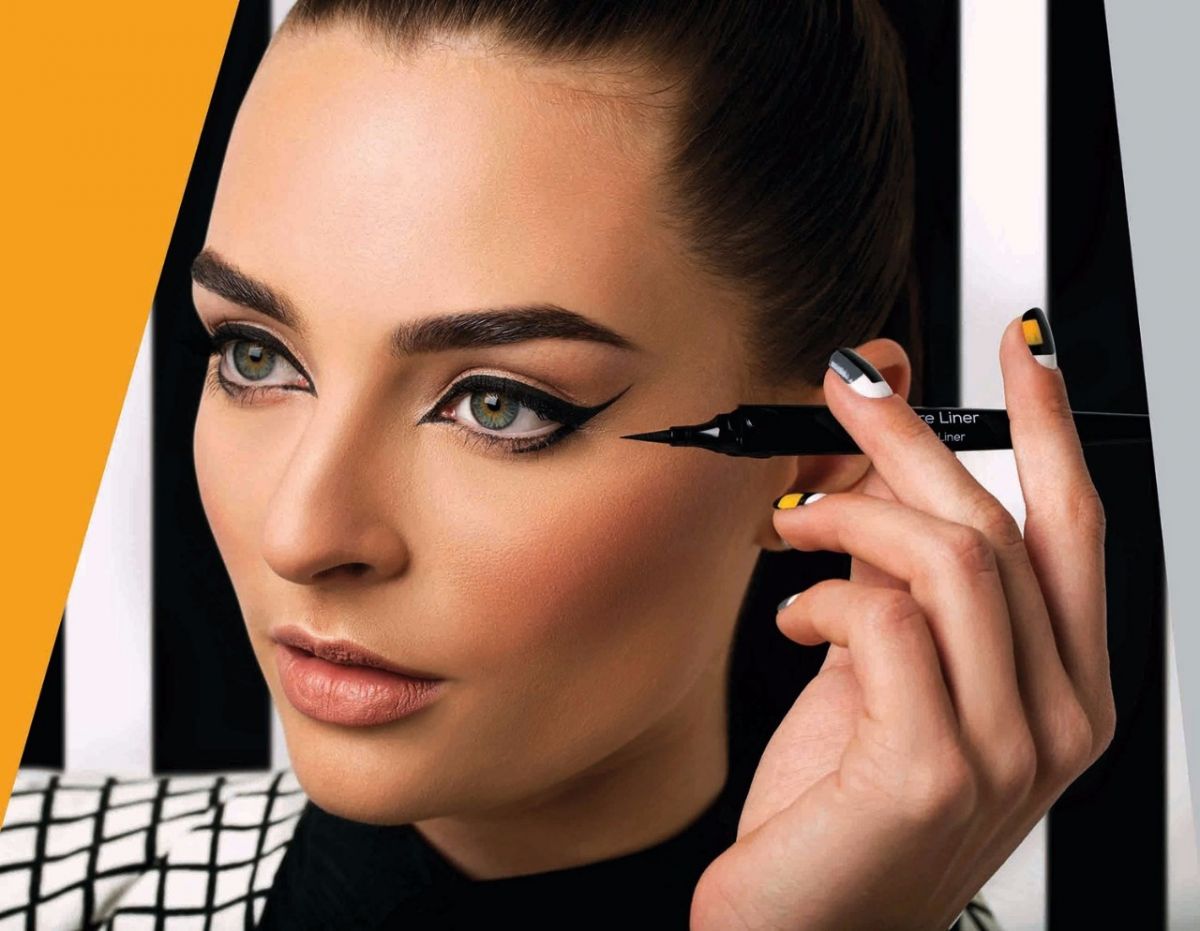 Wow by Wojooh Signature Liner 
لنظرات آسرة بتميّز