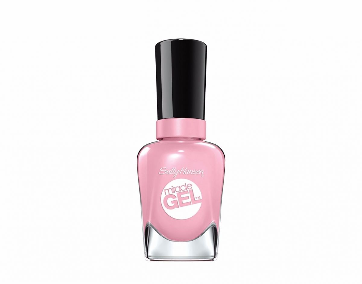 ألوان ربيعية جذابة لأظافرك من Sally Hansen