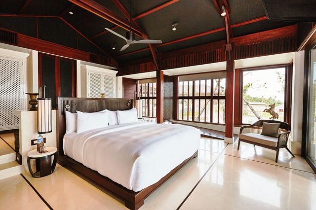 نموذج من غرف النوم بأجواء تفيض بالأناقة