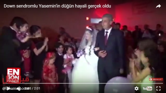 بالفيديو- حفل زفافٍ من دون عريس... شاهدوا العروس مع والديها!!