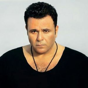 بالصور - ابنة محمد فؤاد تشعل "فيسبوك" بجمالها.. تعرّفوا عليها وعلى اسمها الغريب