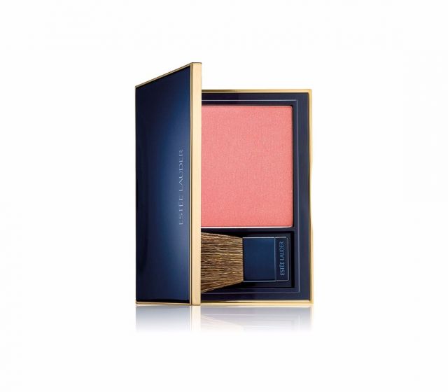 إشراقة طبيعية Estee Lauder Pure Color Envy Sculpting Blush in Blushing Nude