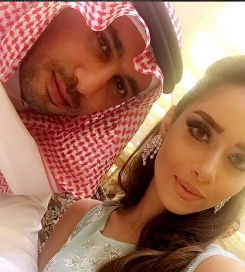 بالفيديو والصور – شاهدوا الزفة ورقص بلقيس مع زوجها خلال عقد قرانهما