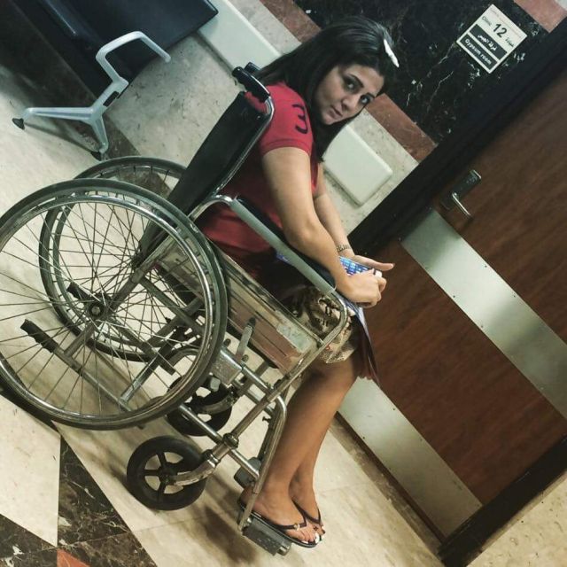 شذى في المستشفى وعلى كرسي متحرك ماذا حدث لها؟