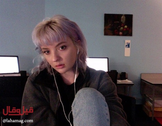 بالصور – أب يسخر من وشم لم يعجبه على ذراع ابنته.. ماذا فعل؟!