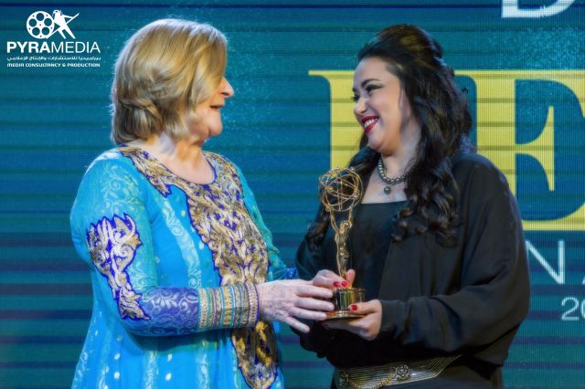 نشوة الرويني... لا يمكن إيقافها!!