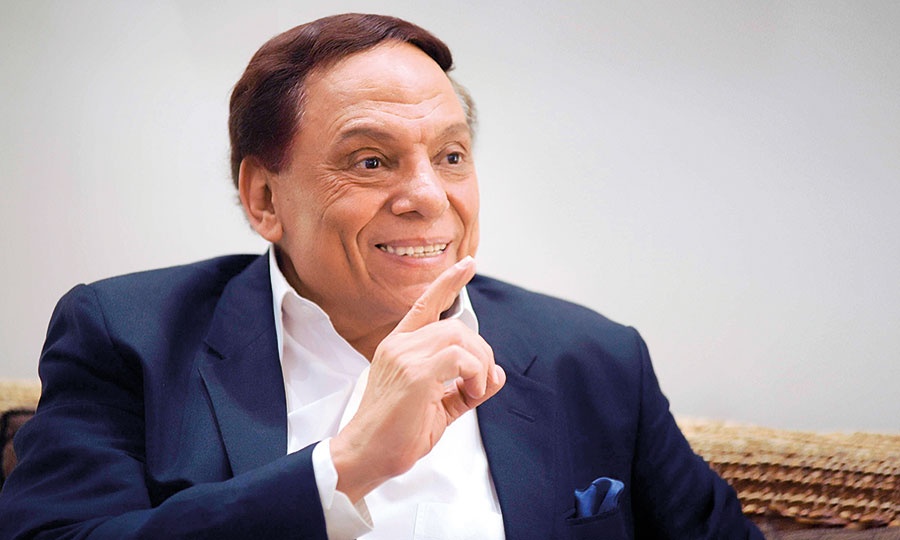 الزعيم عادل إمام: أشاعوا خبر مرضي وحجزوني في المستشفى