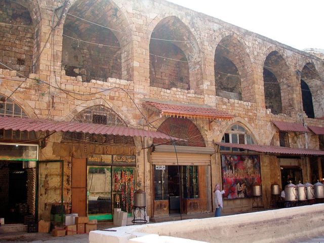 في لبنان هكذا يستقبل البيروتيون والطرابلسيون رمضان