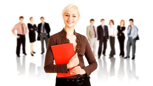 لمظهر جذاب.. 4 خطوات مثالية للمرأة العاملة