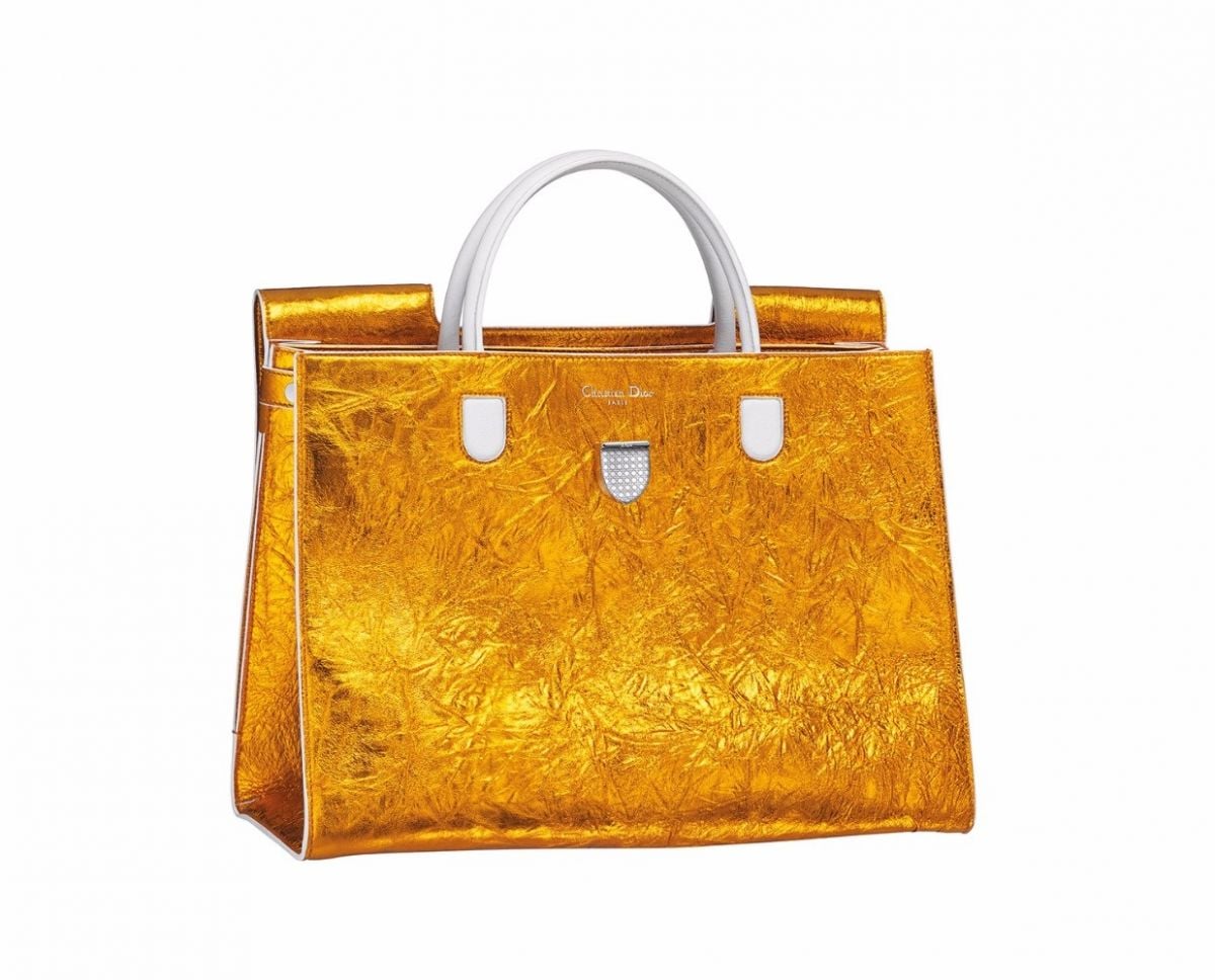 Diorever
حقيبة لامرأة لا ترضى إلا بالأفضل