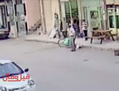 فيديو غريب – شاهدوا كيف انقذت دراجة حياة طفلة من الموت!