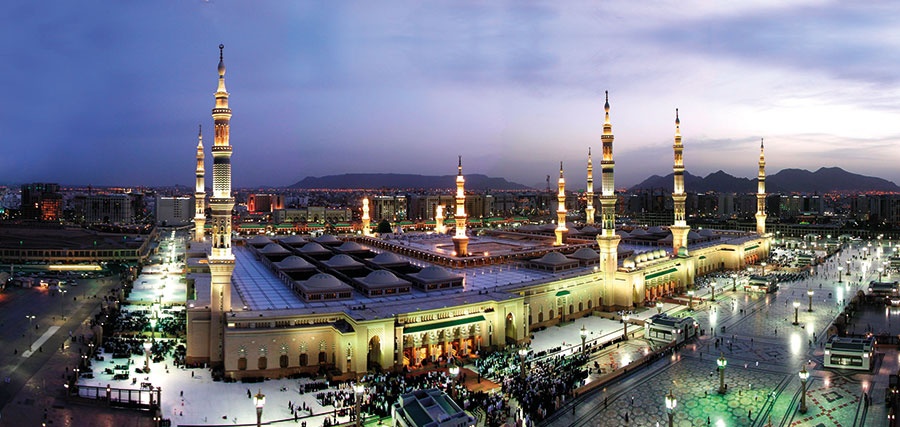 أقدم المساجد... الحرام والنبوي والأقصى