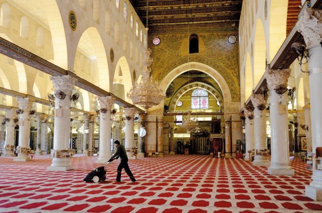 المسجد الأقصى... من صخرته القبة عرّج النبي إلى السماء