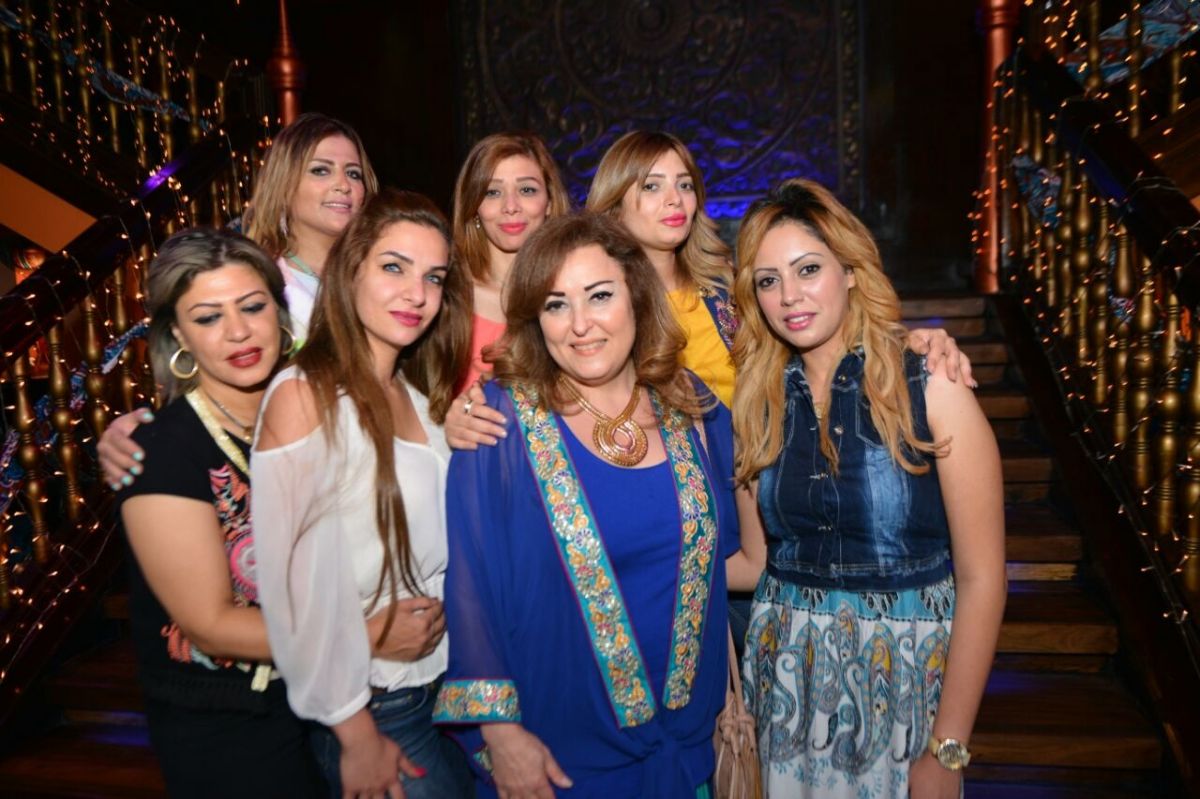 بالصور- شاهدوا إطلالات الفنانات وسيدات الأعمال في سهرة رمضانية