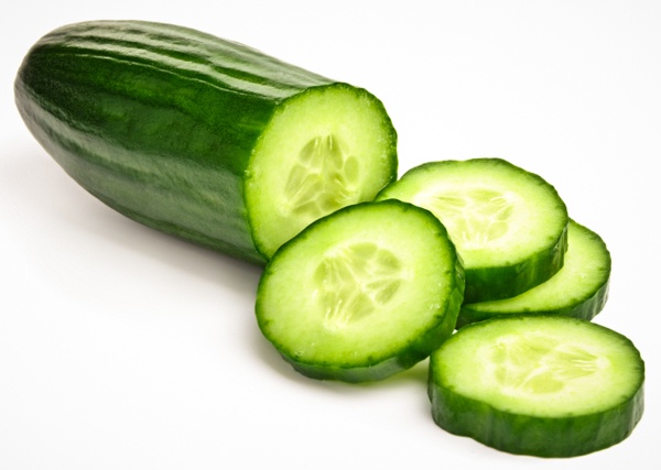 هل تعرفين أن الخيار هو سرّ خسارة وزنك؟