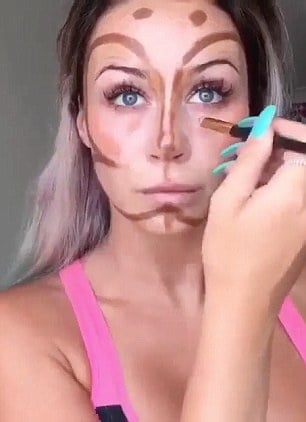 بالفيديو- وجه الفراشة أحدث صيحة في المكياج!