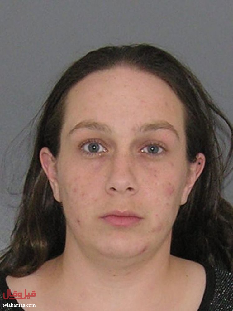 أم تبيع ابنتها إلى تاجر مخدّرات مقابل الهيرويين.. إليكم القصة كاملة!