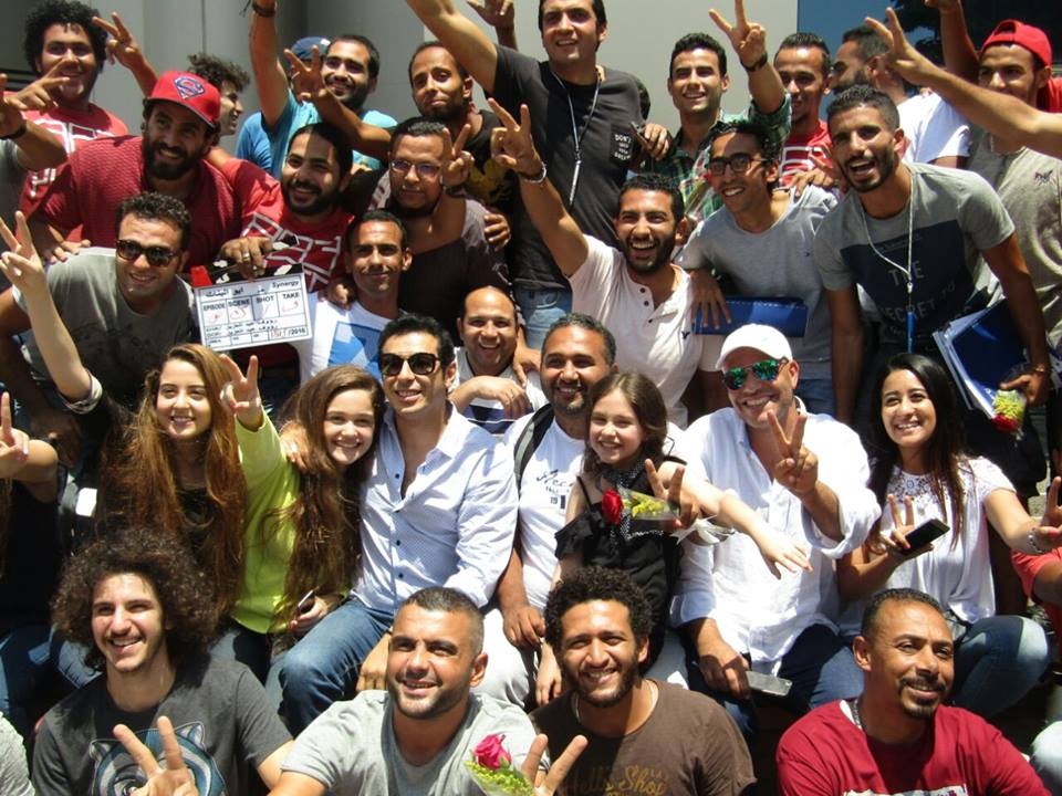 بالصور- مصطفى شعبان يودع أبو البنات ويتعاقد على مسلسل جديد