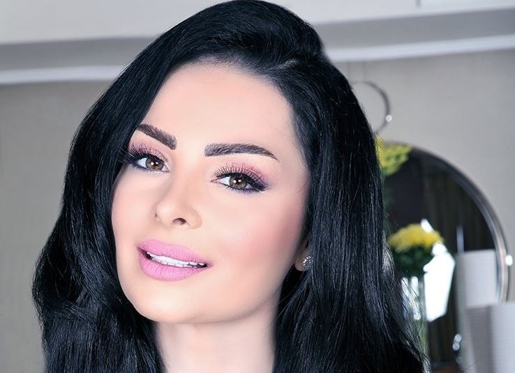 بالصور - إطلالة جريئة لديانا كرزون في رمضان!