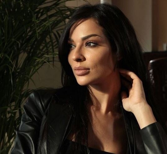 نادين نسيب نجيم بإطلالة غجرية مميزة في رمضان