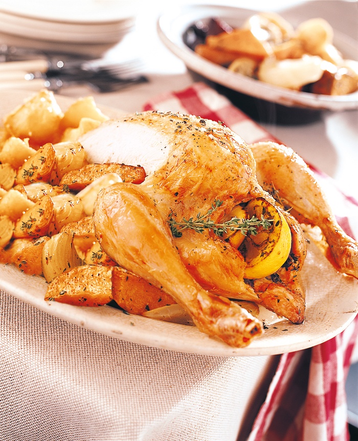 الدجاج بالليمون مع الخضر المشويّة