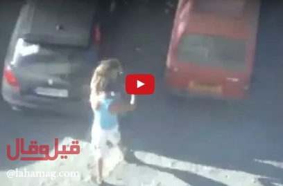 بالفيديو -  شجار بين حسناء جزائرية وشاب تنتهي باختطافها