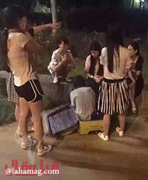 بالفيديو - إنقاذ امرأة محبوسة في حقيبة سفر بعد أغتصابها!