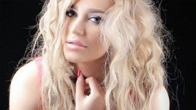 بالصور - نجمة سورية تتعرض لإجهاض مفاجىء... ماذا فعل زوجها الفنّان؟