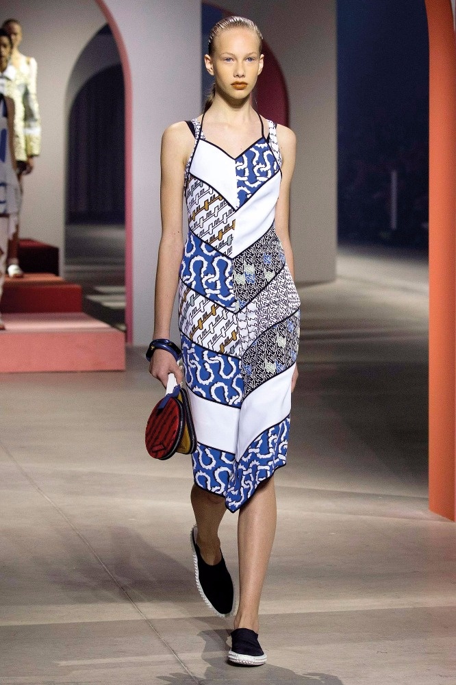 مجموعة Kenzo لربيع/صيف 2016 
عفوية بامتياز