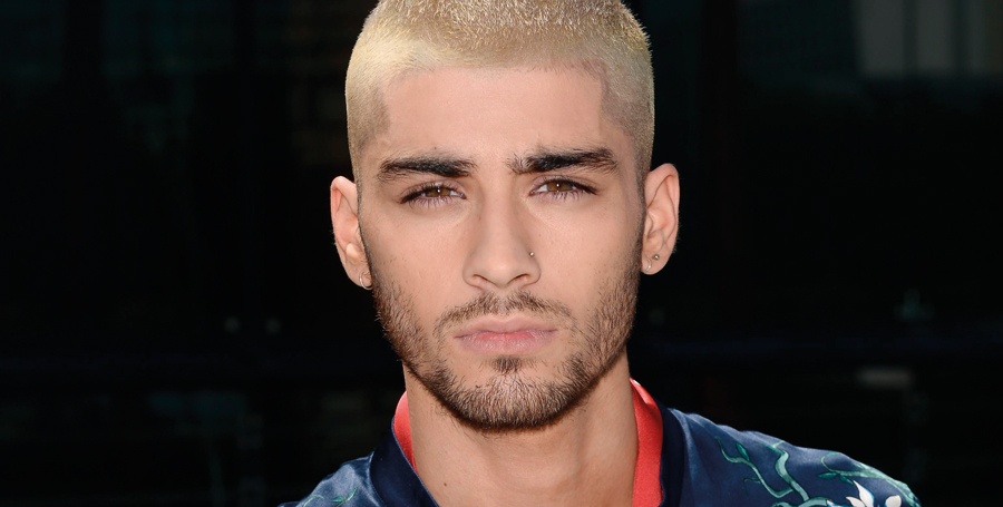 شعيرات بيضاء تغزو رأسك..إليك هذا الدليل لإخفائها