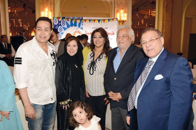  حسن راتب وسامح الصريطي وهالة صدقي ودينا عبدالله وحكيم
