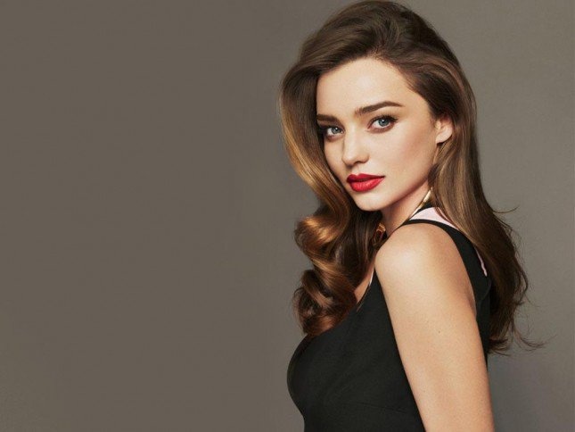 منزل العارضة ميرندا كير بملامح ريفية... لن تصدّقوا كم ثمنه!!