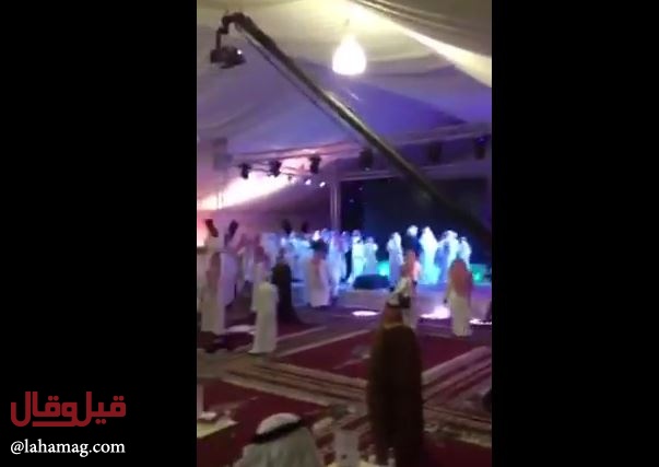 بالفيديو - حفل زفاف سعودي يتحول إلى شجار عنيف!