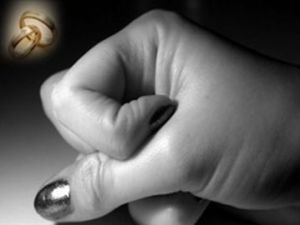 مدينة سعودية: 5 في المئة من المتزوجات اشترطن تفويضهن بـ"الطلاق"!