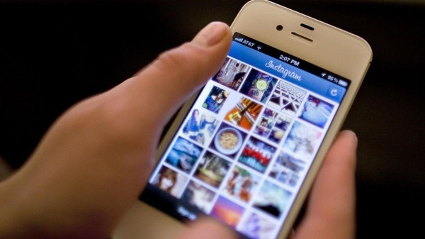 كلمة نابية على “انستغرام” تكلف شابا 250 ألف درهم وحكماً بالسجن!