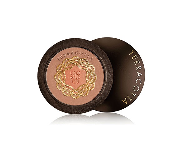 Guerlain طلّة دافئة مع مجموعة
 Terracotta Summer 2016