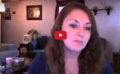 بالفيديو - شابة أميركية لا تعرف العربية تغني لنانسي عجرم بشكل مذهل