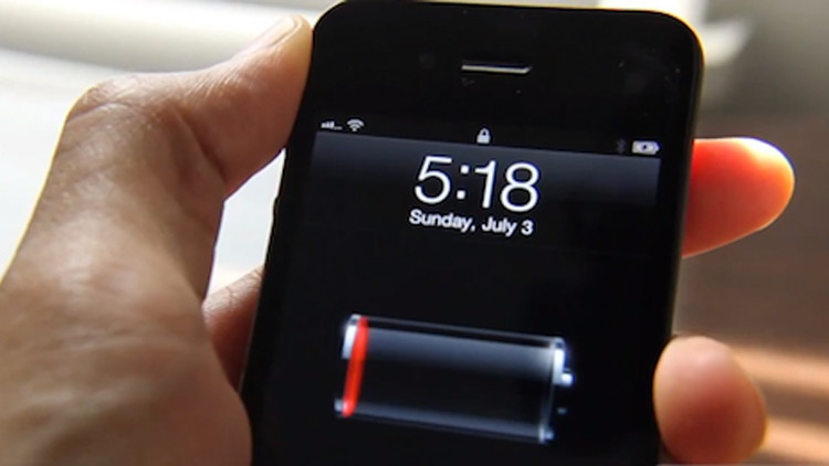 3 نصائح سهلة لتفادي نفاذ بطارية هاتفك!!