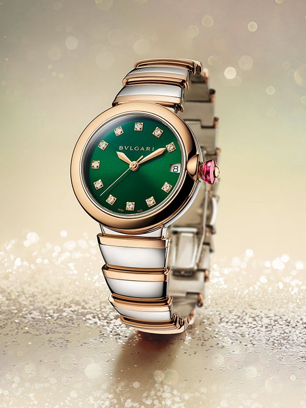 ساعة لوتشيا تكتسي بالأخضر المرصّع بالماس
LVCEA GREEN DIAL