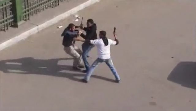 بالفيديو- هل تعرض إعلامي مصري شهير للإختطاف والإغتصاب؟