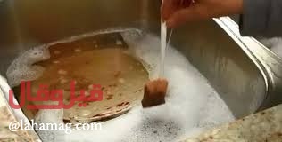 تركت أكياس الشاي المستخدمة مع الأطباق القذرة... لن تصدّقوا ما حصل!!