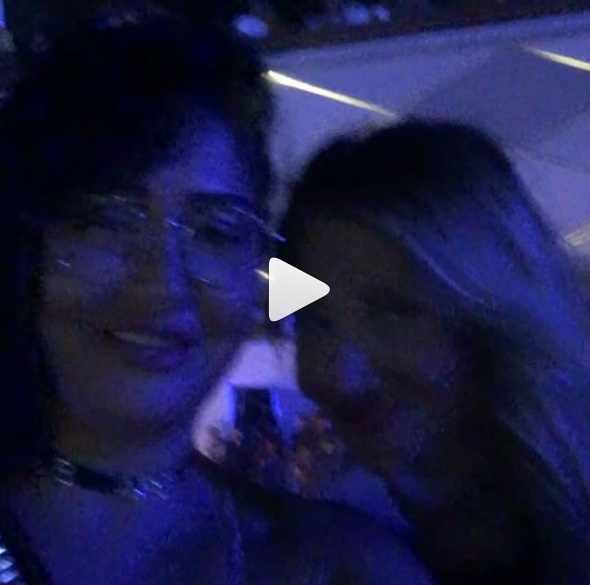 بالفيديو - ماذا فعلت غادة عبد الرازق في حفل راغب علامة لتثير الجدل؟!