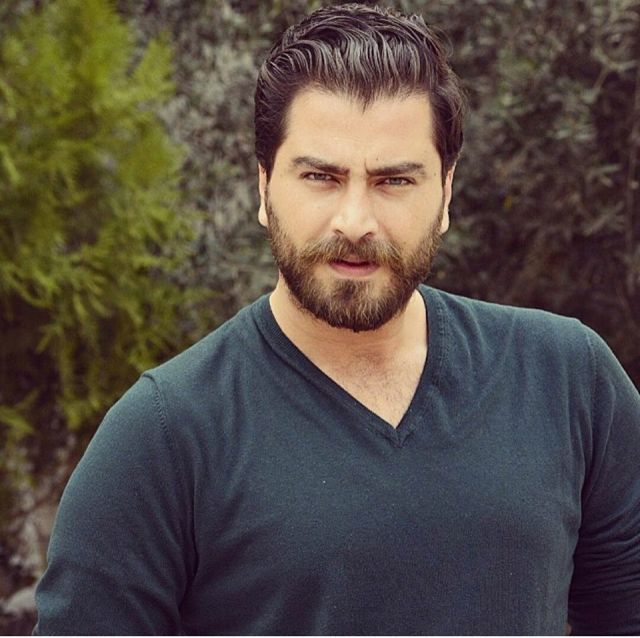 معتصم النهار يتحول إلى 