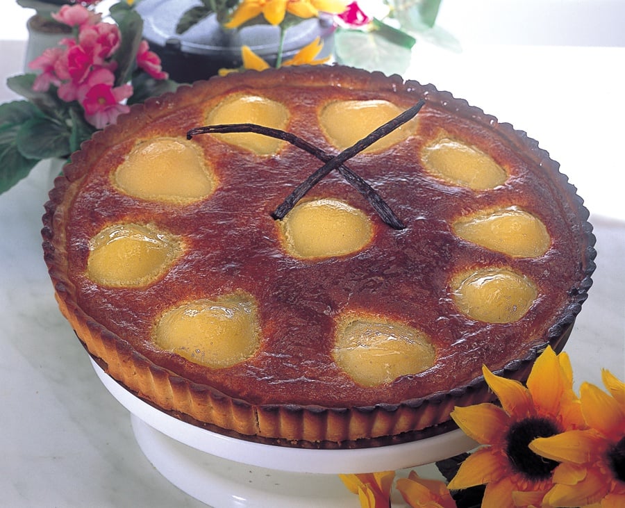 تورتة بقشدة اللوز والإجاص